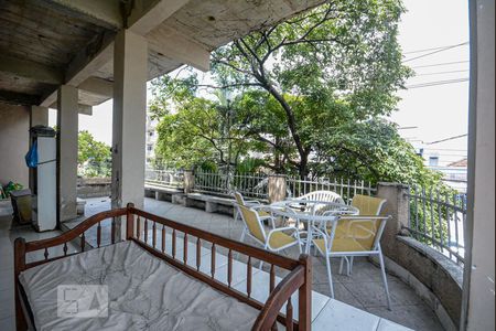 Sacada de casa para alugar com 4 quartos, 600m² em Taquara, Rio de Janeiro