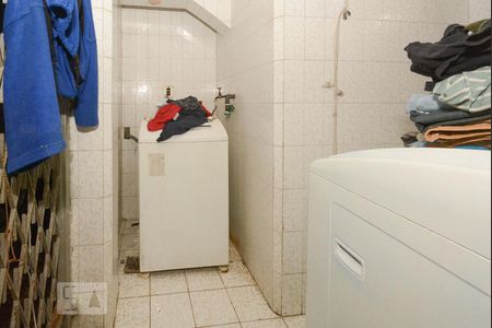 Casa à venda com 600m², 4 quartos e 2 vagasÁrea de Serviço