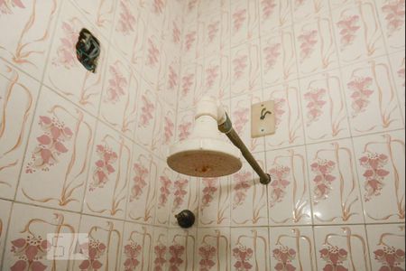 Casa à venda com 600m², 4 quartos e 2 vagasBanheiro de Serviço