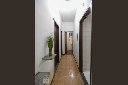 Corredor de casa para alugar com 4 quartos, 600m² em Taquara, Rio de Janeiro