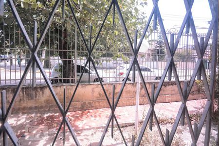 Casa à venda com 600m², 4 quartos e 2 vagas vista quarto 2