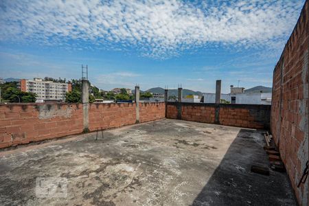 Casa à venda com 600m², 4 quartos e 2 vagasescada externa