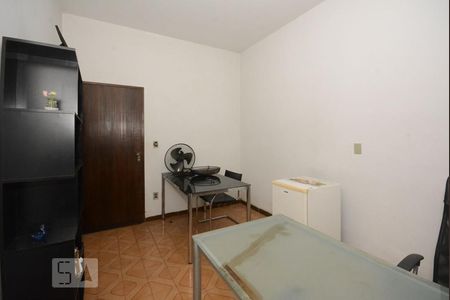 Casa à venda com 600m², 4 quartos e 2 vagasquarto 2