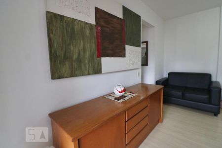 Apartamento para alugar com 36m², 1 quarto e 1 vagaSala