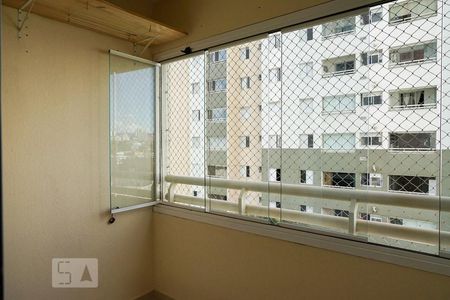 Apartamento para alugar com 70m², 3 quartos e 1 vaga Apartamento para alugar com 70m², 3 quartos e 1 vagaVaranda