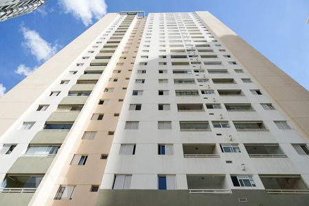 Apartamento para alugar com 70m², 3 quartos e 1 vaga Apartamento para alugar com 70m², 3 quartos e 1 vagaFachada
