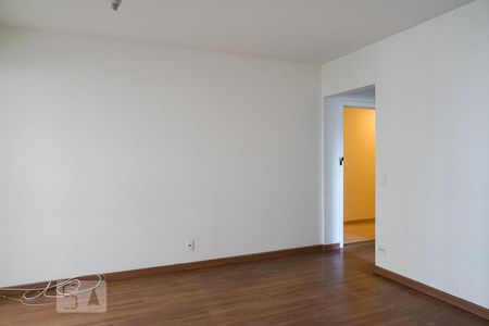 Sala de apartamento para alugar com 3 quartos, 70m² em Água Branca, São Paulo