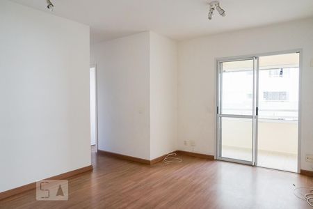 Sala de apartamento para alugar com 3 quartos, 70m² em Água Branca, São Paulo
