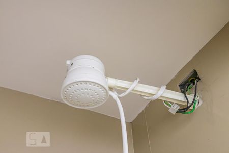 Apartamento para alugar com 98m², 3 quartos e 2 vagasDetalhe do Banheiro do Corredor