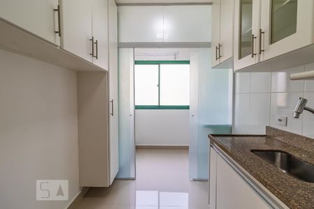 Apartamento para alugar com 98m², 3 quartos e 2 vagasCozinha