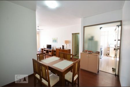Sala de apartamento para alugar com 1 quarto, 59m² em Botafogo, Rio de Janeiro