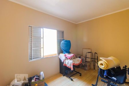 Casa à venda com 130m², 5 quartos e 3 vagasQuarto 2