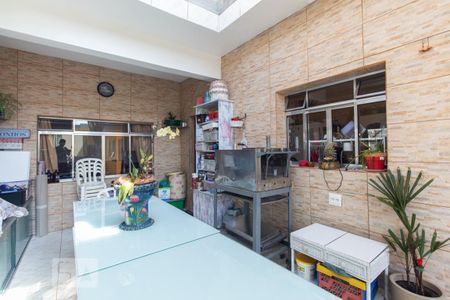 Casa à venda com 130m², 5 quartos e 3 vagasSalão gourmet