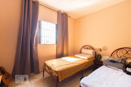 Casa à venda com 130m², 5 quartos e 3 vagasQuarto 4