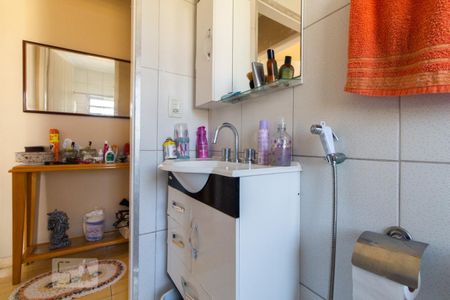 Casa à venda com 130m², 5 quartos e 3 vagasBanheiro 3