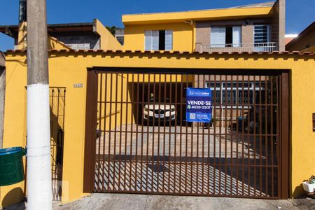 Casa à venda com 130m², 5 quartos e 3 vagasFachada