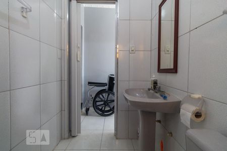 Casa à venda com 130m², 5 quartos e 3 vagasBanheiro