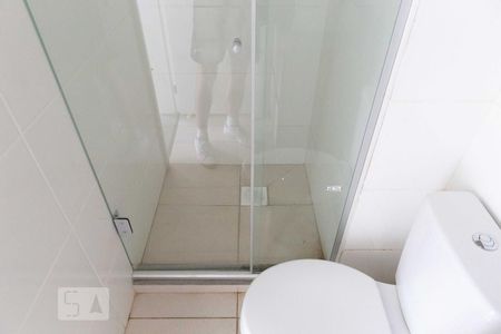 Apartamento à venda com 76m², 2 quartos e 1 vaga Apartamento à venda com 76m², 2 quartos e 1 vagaBanheiro