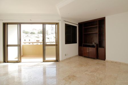 Apartamento para alugar com 104m², 4 quartos e 2 vagasSala