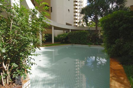 Apartamento para alugar com 104m², 4 quartos e 2 vagasÁrea comum - Jardim e espelho d'água