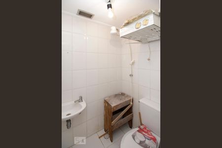 Apartamento para alugar com 104m², 4 quartos e 2 vagasBanheiro de serviço