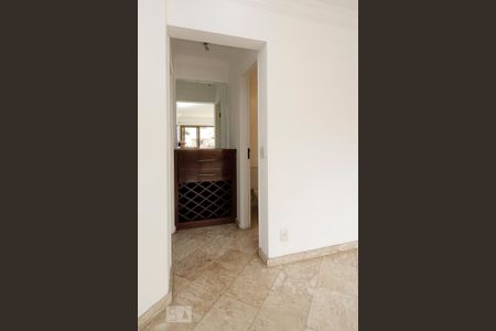 Apartamento para alugar com 104m², 4 quartos e 2 vagasLavabo