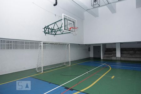 Apartamento para alugar com 104m², 4 quartos e 2 vagasÁrea comum - Quadra esportiva coberta