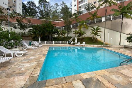 Apartamento à venda com 109m², 3 quartos e 2 vagas Apartamento à venda com 109m², 3 quartos e 2 vagasÁrea comum - Piscina
