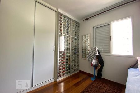 Apartamento à venda com 109m², 3 quartos e 2 vagas Apartamento à venda com 109m², 3 quartos e 2 vagasQuarto 3