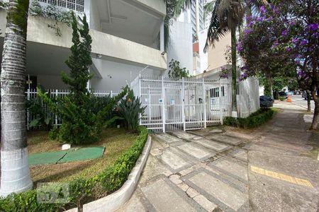 Apartamento à venda com 109m², 3 quartos e 2 vagas Apartamento à venda com 109m², 3 quartos e 2 vagasFachada