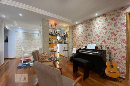 Apartamento à venda com 109m², 3 quartos e 2 vagas Apartamento à venda com 109m², 3 quartos e 2 vagasSala de Estar