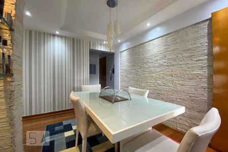 Apartamento à venda com 109m², 3 quartos e 2 vagas Apartamento à venda com 109m², 3 quartos e 2 vagasSala de Jantar