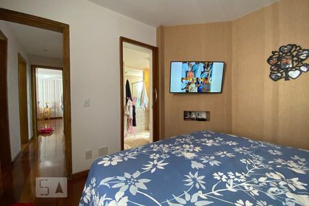 Apartamento à venda com 109m², 3 quartos e 2 vagas Apartamento à venda com 109m², 3 quartos e 2 vagasSuíte