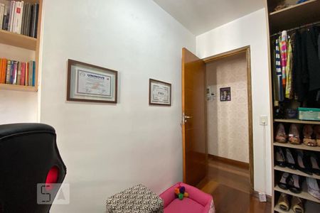Apartamento à venda com 109m², 3 quartos e 2 vagas Apartamento à venda com 109m², 3 quartos e 2 vagasQuarto 2