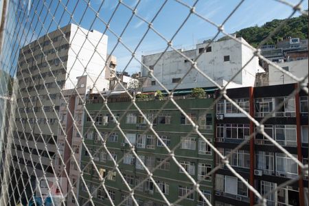Vista da Sala  de apartamento à venda com 2 quartos, 70m² em Copacabana, Rio de Janeiro