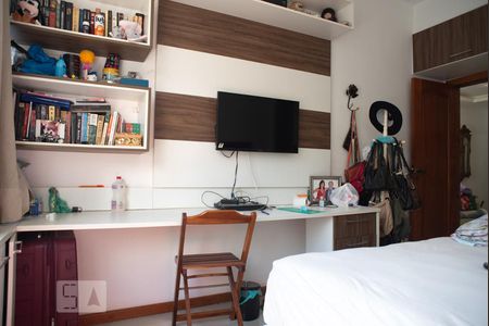 Quarto 1 de apartamento à venda com 2 quartos, 70m² em Copacabana, Rio de Janeiro