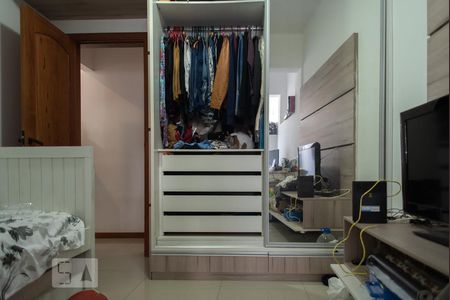 Apartamento à venda com 70m², 2 quartos e 1 vagaQuarto 2 - Armários