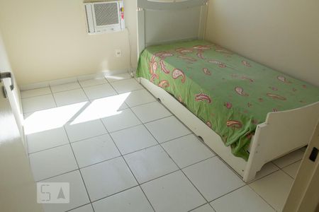 Quarto 1 de apartamento para alugar com 2 quartos, 60m² em São Cristóvão, Rio de Janeiro