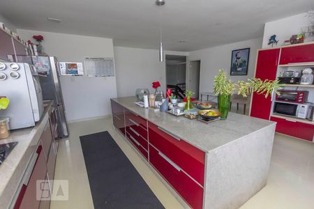 Casa à venda com 1100m², 5 quartos e 10 vagasCozinha 3