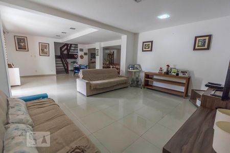 Sala 1 de casa à venda com 5 quartos, 1100m² em Pechincha, Rio de Janeiro