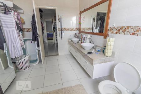 Casa à venda com 1100m², 5 quartos e 10 vagas Suíte 5 Banheiro