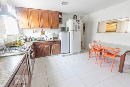 Cozinha 1 de casa à venda com 5 quartos, 1100m² em Pechincha, Rio de Janeiro