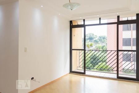 Sala de apartamento para alugar com 3 quartos, 79m² em Vila Campestre, São Paulo