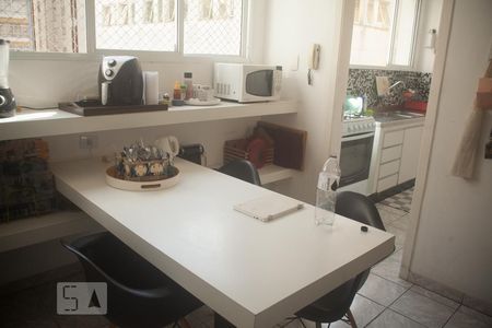 Apartamento à venda com 160m², 2 quartos e 1 vagaCozinha