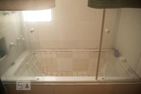 Apartamento à venda com 160m², 2 quartos e 1 vagaBanheiro da Suíte