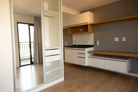 Sala/Quarto de kitnet/studio à venda com 1 quarto, 25m² em Indianópolis, São Paulo