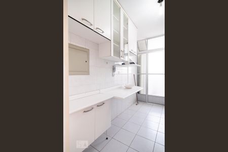 Apartamento à venda com 60m², 3 quartos e 2 vagasCozinha