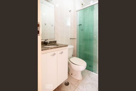 Apartamento à venda com 60m², 3 quartos e 2 vagasBanheiro Social