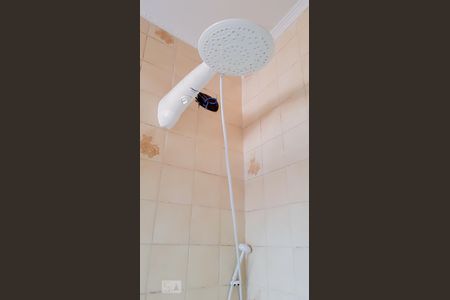 Casa à venda com 180m², 3 quartos e 2 vagas Casa à venda com 180m², 3 quartos e 2 vagasBanheiro da suíte