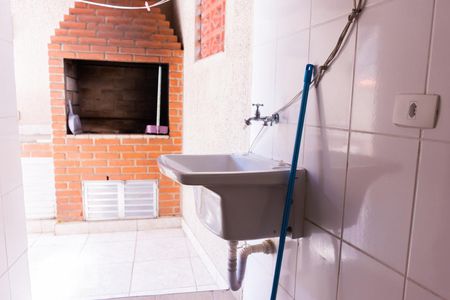 Casa à venda com 180m², 3 quartos e 2 vagas Casa à venda com 180m², 3 quartos e 2 vagasLavanderia